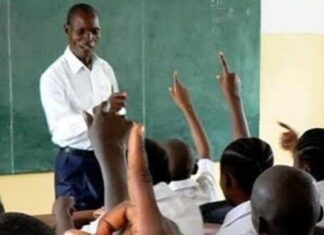 Côte d’Ivoire: 3 000 enseignants formés à l’IA d’ici 2027